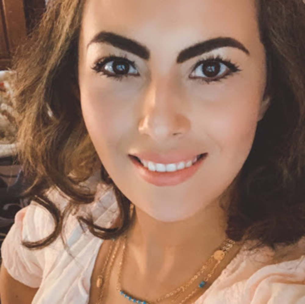 Meet your Posher, Laura